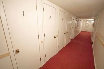 Bellaire estates hallway